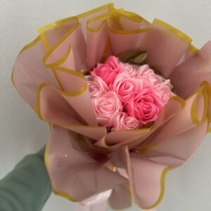 Buket od saten ruža